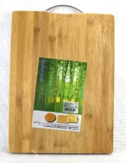 Bambusová doska na krájanie s kovovou úchytkou - 37x28cm
